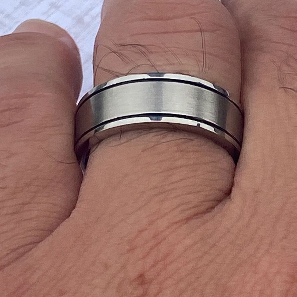 Men’s Stainless Steel Ring Size 11 Silver Band Brushed Center Minimalist